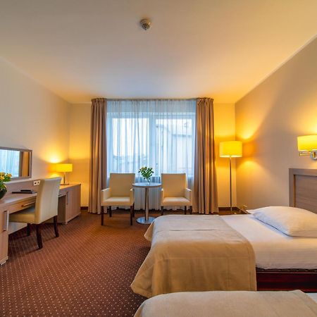 Hotel Gromada Arka Lux Koszalin Esterno foto