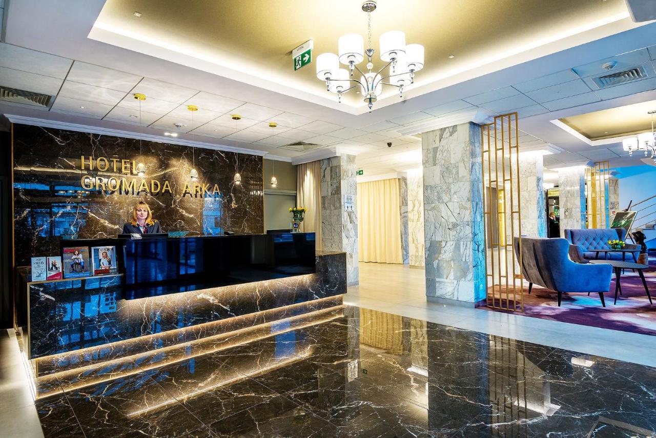 Hotel Gromada Arka Lux Koszalin Esterno foto